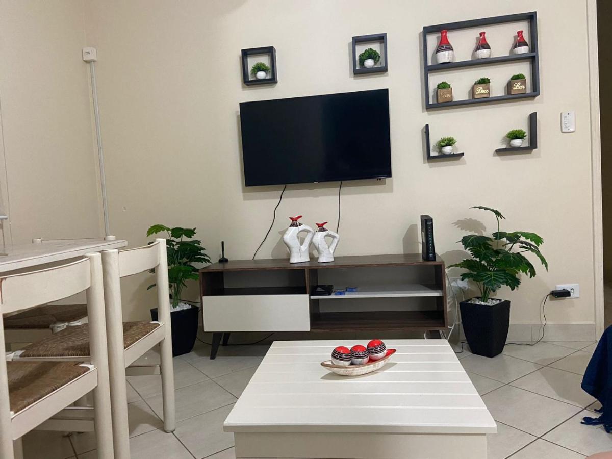 Apartamento Encantador No Guaruja, Praia Da Enseada - Apenas 600M Da Praia ! エクステリア 写真